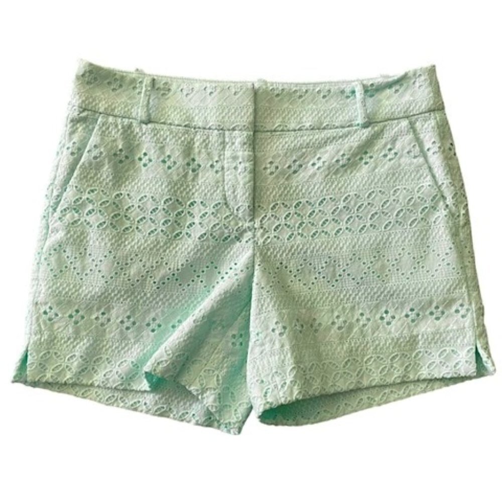 Loft The Riviera Eyelet Short in Light Green 4P